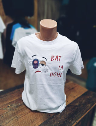 Poza cu Tricou Bat La Ochi