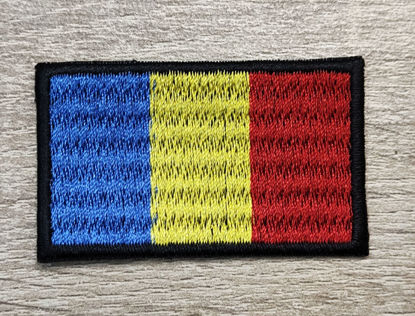 Poza cu Ecuson Tricolor